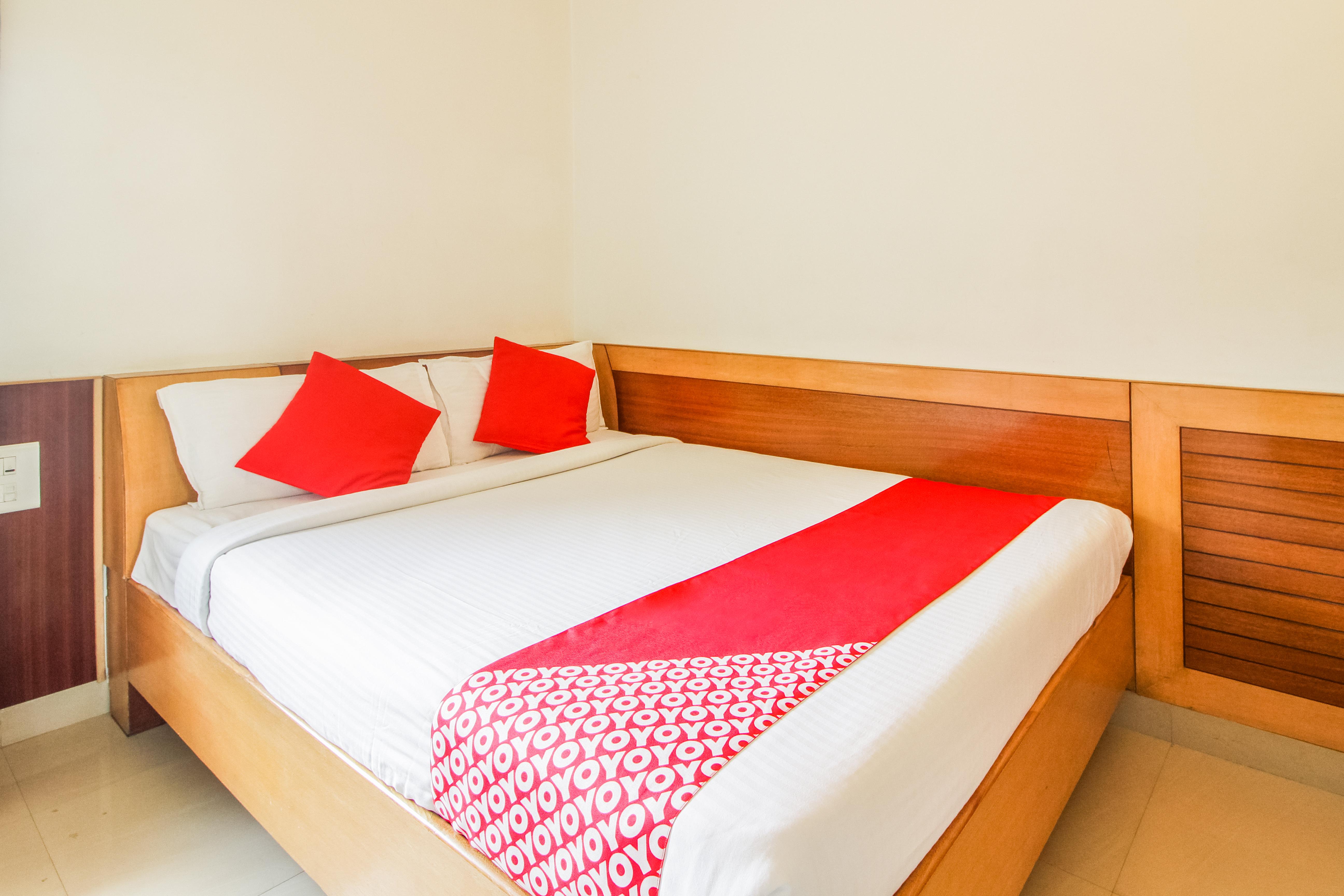 Hotel White Parrot マイソール エクステリア 写真