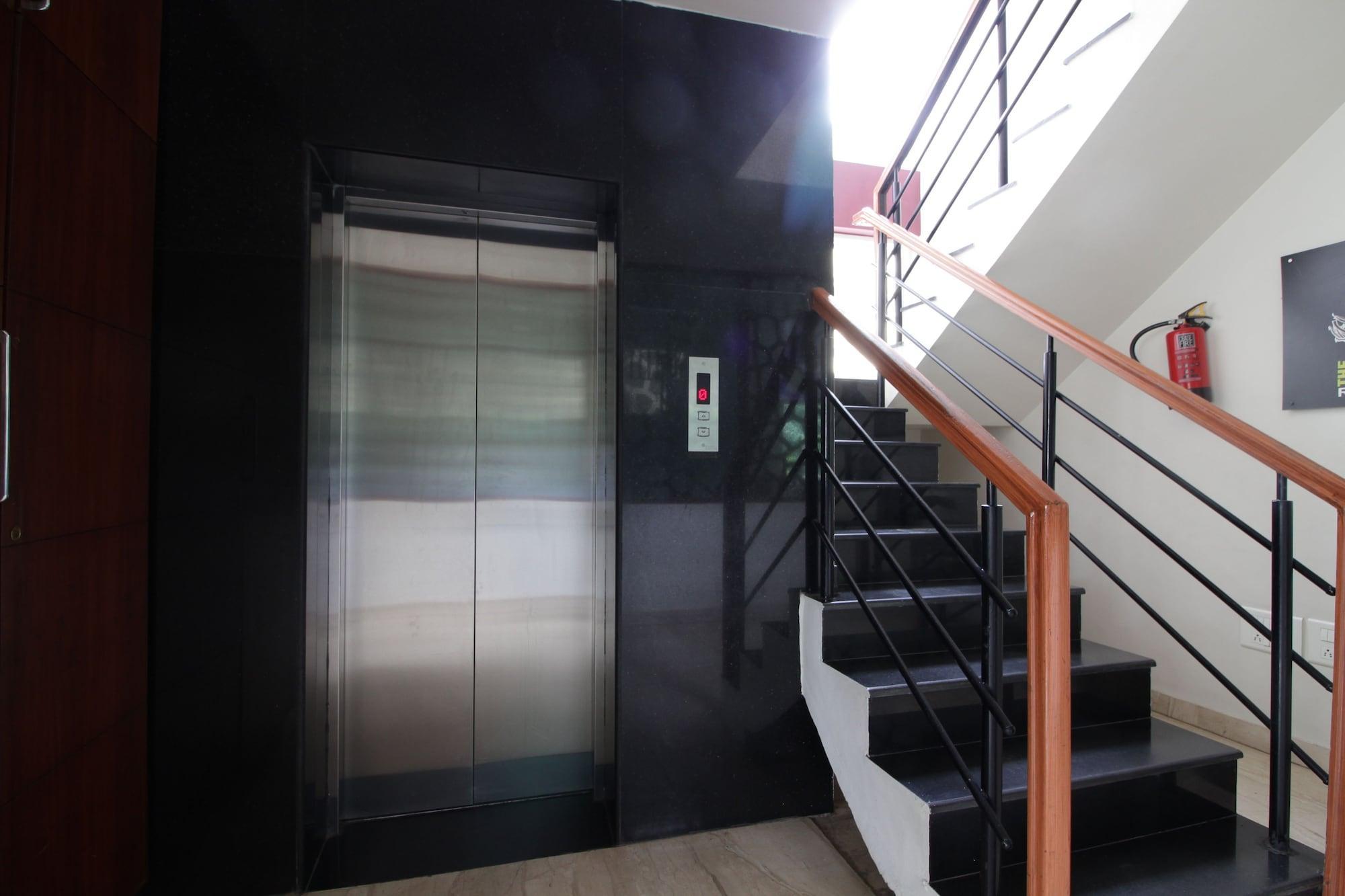 Hotel White Parrot マイソール エクステリア 写真